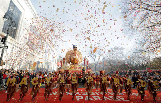 Macy's Turkey Thanksgivning Parade 1