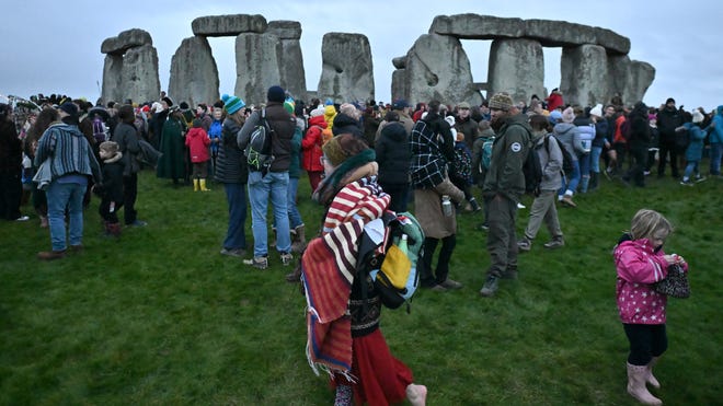 winter solstice at stonehenge