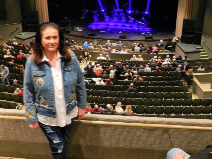 Gwendy at Huntsville Kansas Concert