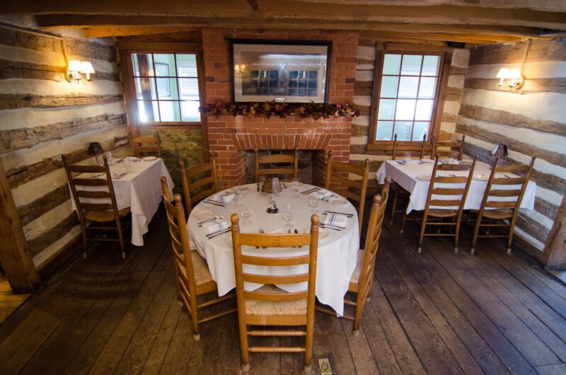the-rustic-cabin-room